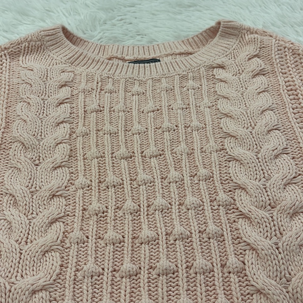 Abercrombie and Fitch Sweater - Picture 4 of 7